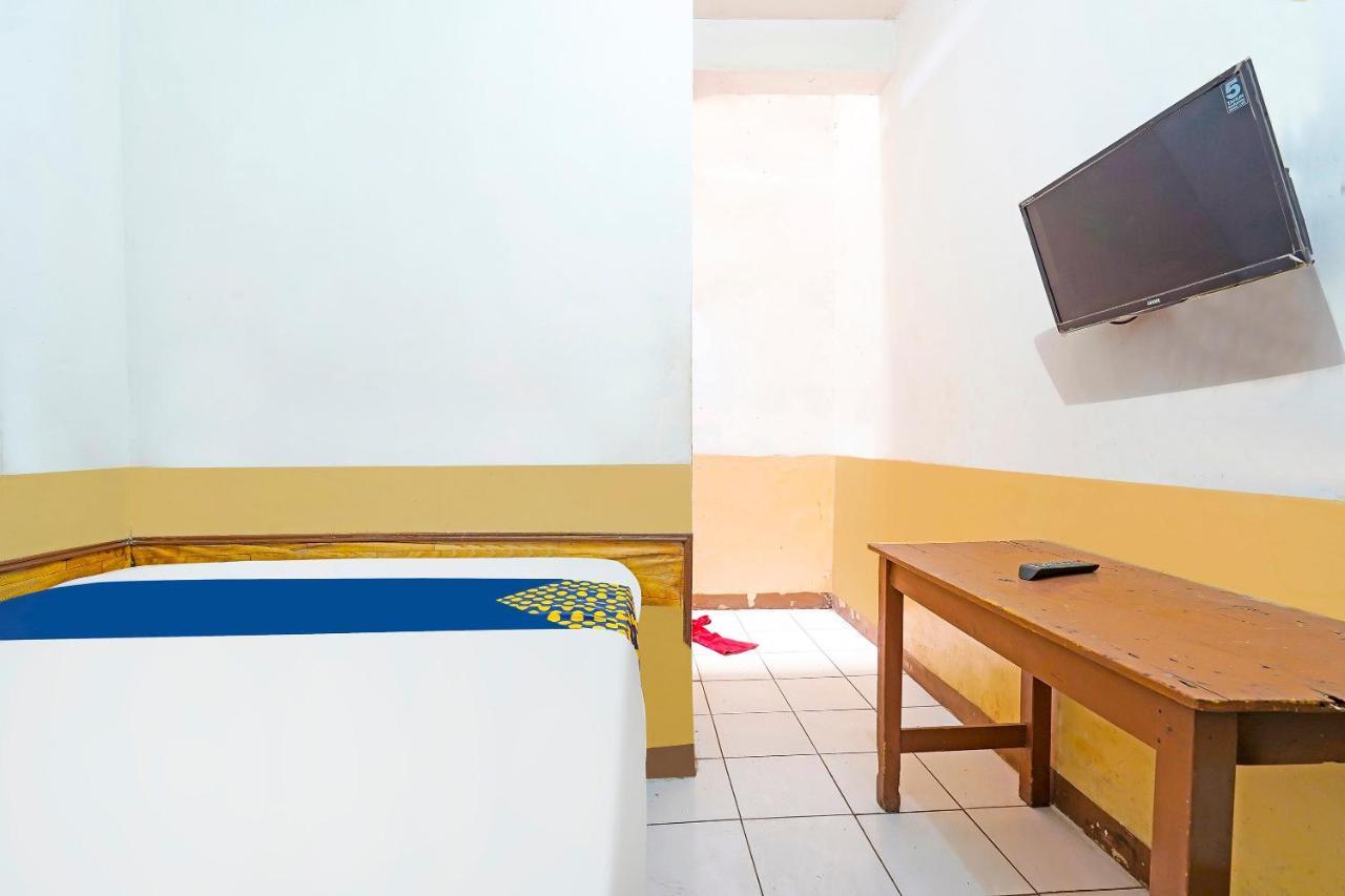 Spot On 91444 Hotel Arimbi บันดุง ภายนอก รูปภาพ